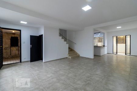 Sala de casa para alugar com 3 quartos, 210m² em Planalto Paulista, São Paulo