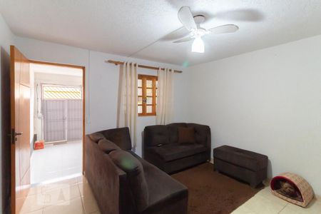 Sala de Estar de casa para alugar com 2 quartos, 480m² em Vila Talarico, São Paulo