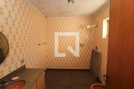 Casa para alugar com 550m², 3 quartos e 4 vagas Casa para alugar com 550m², 3 quartos e 4 vagasBanheiro da Suíte 2