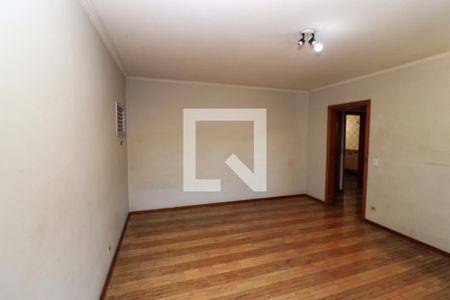 Casa para alugar com 550m², 3 quartos e 4 vagas Casa para alugar com 550m², 3 quartos e 4 vagasQuarto Suíte