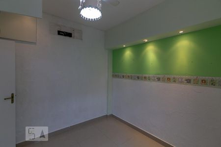 Quarto de casa de condomínio para alugar com 2 quartos, 68m² em Tijuca, Rio de Janeiro