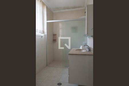 Banheiro suite de casa à venda com 3 quartos, 160m² em Vila Roque, São Paulo