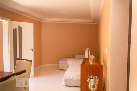 Sala de casa para alugar com 4 quartos, 230m² em Taboão, São Bernardo do Campo