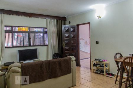 Sala de casa à venda com 3 quartos, 236m² em Vila Bastos, Santo André