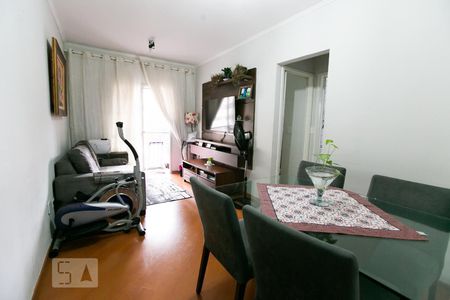 Sala de apartamento para alugar com 2 quartos, 52m² em Vila Santana, São Paulo