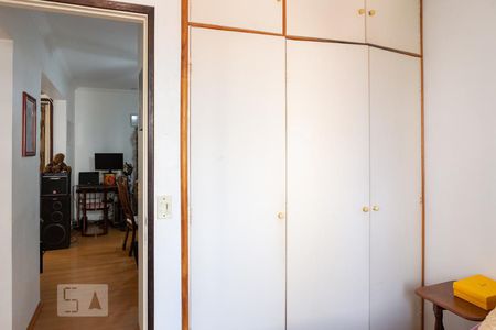 Quarto 1 de apartamento para alugar com 2 quartos, 57m² em Alto da Lapa, São Paulo