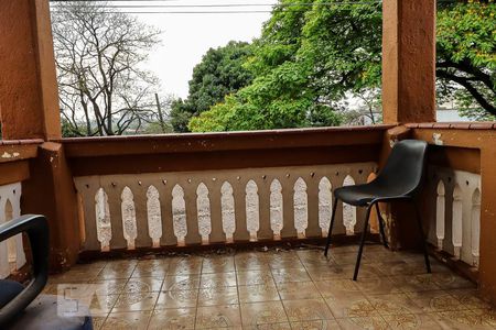 Casa para alugar com 240m², 5 quartos e 2 vagas Casa para alugar com 240m², 5 quartos e 2 vagasVaranda