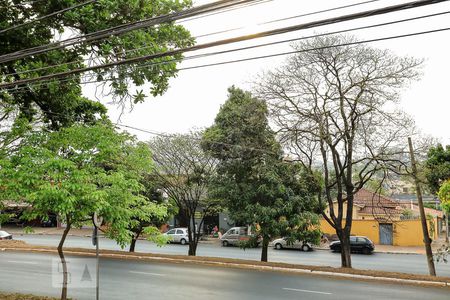 Casa para alugar com 240m², 5 quartos e 2 vagas Casa para alugar com 240m², 5 quartos e 2 vagasVista da Varanda