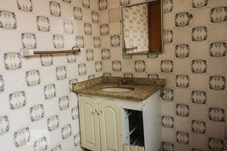 Casa para alugar com 240m², 5 quartos e 2 vagas Casa para alugar com 240m², 5 quartos e 2 vagasBanheiro