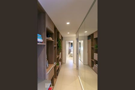Corredor de apartamento para alugar com 2 quartos, 68m² em Santa Efigênia, Belo Horizonte