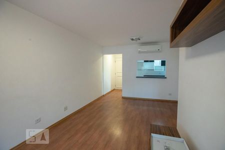 Sala de apartamento para alugar com 2 quartos, 71m² em Vila Nova Conceição, São Paulo