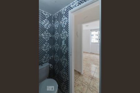 Banheiro de apartamento à venda com 2 quartos, 65m² em Itanhangá, Rio de Janeiro