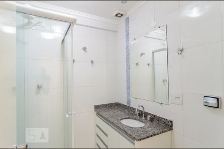 Banheiro Social de apartamento para alugar com 1 quarto, 45m² em Saúde, São Paulo