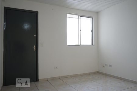 Sala de apartamento para alugar com 2 quartos, 47m² em Tatuquara, Curitiba