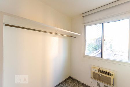 Quarto 2 de apartamento para alugar com 2 quartos, 56m² em Barreto, Niterói