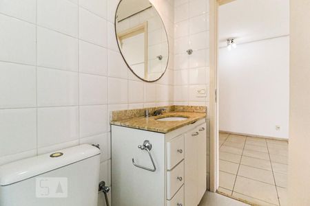 Banheiro de apartamento à venda com 2 quartos, 60m² em Campo Belo, São Paulo