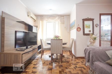 Sala de apartamento à venda com 2 quartos, 70m² em Passo da Areia, Porto Alegre