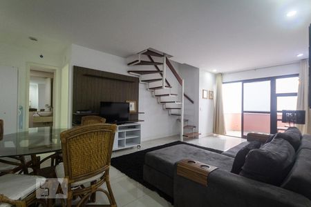 Sala de apartamento à venda com 2 quartos, 82m² em Barra da Tijuca, Rio de Janeiro