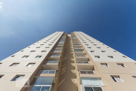 Apartamento para alugar com 76m², 3 quartos e 2 vagas Apartamento para alugar com 76m², 3 quartos e 2 vagasFachada