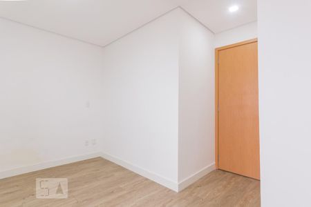 Apartamento para alugar com 76m², 3 quartos e 2 vagas Apartamento para alugar com 76m², 3 quartos e 2 vagasQuarto 2
