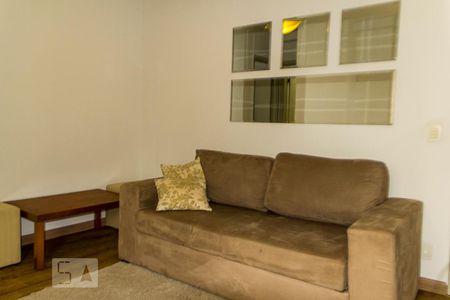 Sala de apartamento para alugar com 1 quarto, 45m² em Indianópolis, São Paulo