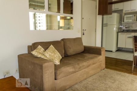 Sala de apartamento para alugar com 1 quarto, 45m² em Indianópolis, São Paulo