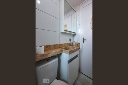 Apartamento à venda com 54m², 2 quartos e 1 vaga Apartamento à venda com 54m², 2 quartos e 1 vagaBanheiro