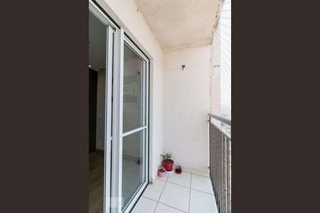 Varanda de apartamento para alugar com 3 quartos, 56m² em Cocaia, Guarulhos