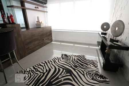 Sala de apartamento à venda com 2 quartos, 70m² em Jardim Itu-sabará, Porto Alegre