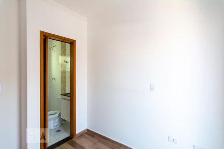 Suíte 1 de apartamento para alugar com 2 quartos, 39m² em Vila Scarpelli, Santo André