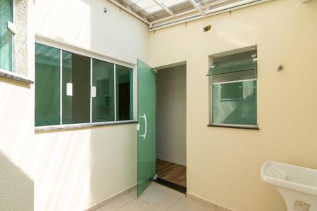 Apartamento para alugar com 38m², 2 quartos e 1 vaga Apartamento para alugar com 38m², 2 quartos e 1 vagaÁrea de Serviço