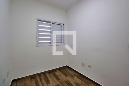 Quarto  de apartamento para alugar com 2 quartos, 38m² em Vila Scarpelli, Santo André