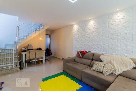 Sala de casa à venda com 3 quartos, 130m² em Vila Rio de Janeiro, Guarulhos