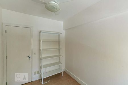 Quarto 1 de apartamento para alugar com 2 quartos, 66m² em Partenon, Porto Alegre