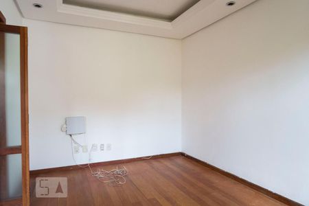 Sala de TV de casa à venda com 3 quartos, 220m² em Ipanema, Porto Alegre