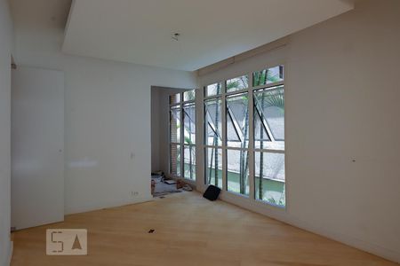 Sala de apartamento à venda com 5 quartos, 220m² em Vila Uberabinha, São Paulo