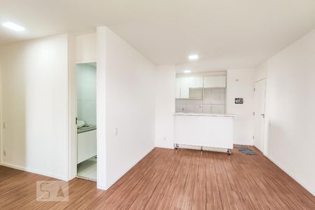 Sala de apartamento para alugar com 2 quartos, 65m² em Jardim Vazani, São Paulo