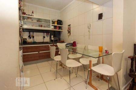 Cozinha de apartamento à venda com 2 quartos, 61m² em Pinheiros, São Paulo