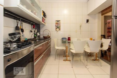 Cozinha de apartamento à venda com 2 quartos, 61m² em Pinheiros, São Paulo