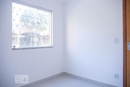 Quarto 2 de apartamento à venda com 2 quartos, 41m² em Santa Cruz Industrial, Contagem