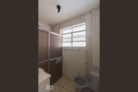 Banheiro de apartamento para alugar com 1 quarto, 37m² em Bela Vista, São Paulo