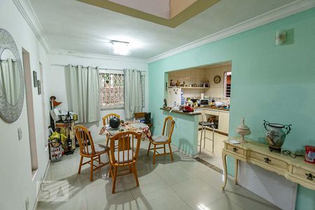 Sala de casa à venda com 2 quartos, 3302m² em Cavalhada, Porto Alegre