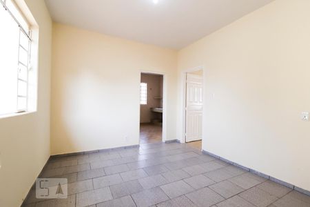 Sala de casa para alugar com 2 quartos, 62m² em Setor Central, Goiânia