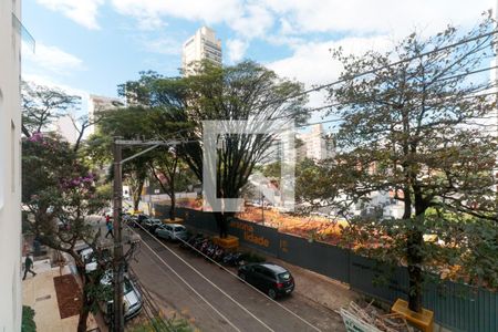 Varanda de apartamento para alugar com 2 quartos, 100m² em Sumaré, São Paulo