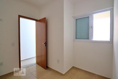 Quarto 1 de apartamento para alugar com 2 quartos, 50m² em Parque das Nações, Santo André