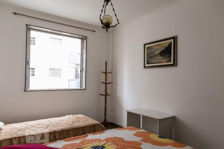 Quarto de apartamento para alugar com 3 quartos, 80m² em Gonzaga, Santos