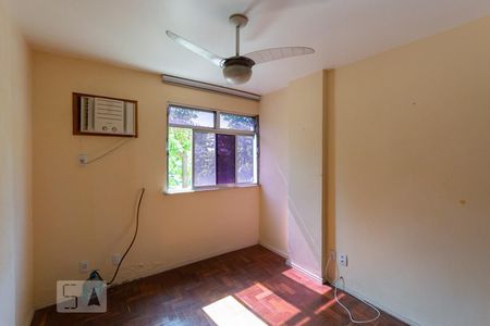 Quarto 1 de apartamento à venda com 2 quartos, 70m² em Cidade Nova, Rio de Janeiro