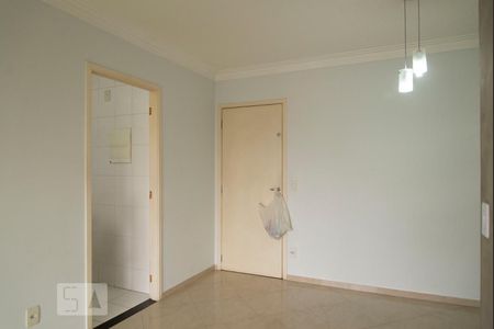 Sala de apartamento para alugar com 2 quartos, 55m² em Vila Santa Clara, São Paulo