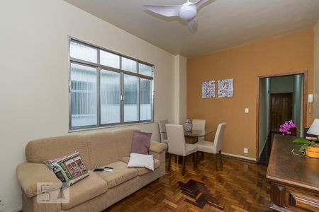 Sala de apartamento à venda com 2 quartos, 80m² em Ramos, Rio de Janeiro