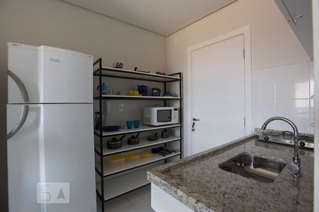 Cozinha de apartamento para alugar com 1 quarto, 23m² em Iguatemi, Ribeirão Preto